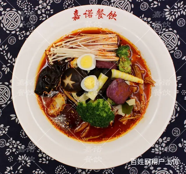 冒菜麻辣香锅加盟 麻辣烫档口小吃店加盟 - 图片 1
