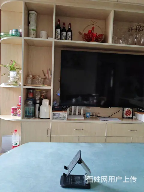 小单间，上下床，有衣柜，书桌 - 图片 3