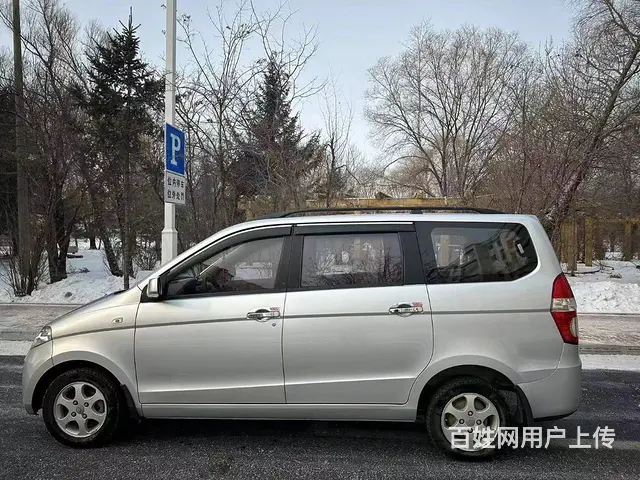 五菱 宏光 2013款 1.5 手动 豪华型7-8座 - 图片 5