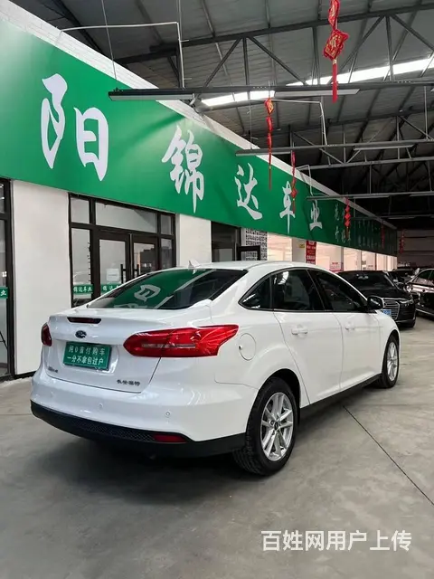 福特 福克斯 2017款 福克斯-两厢 1.6 双离合 风尚 - 图片 5