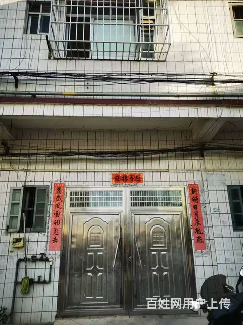 一线铺面天地楼出售 - 图片 2