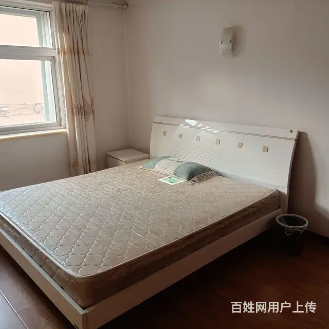 【搞定了！】万达对面三室一厅出租 - 图片 1