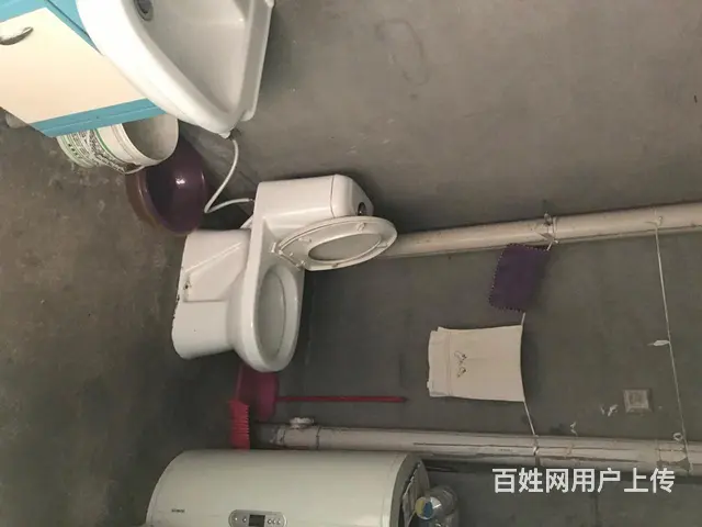 此房是6楼，不是顶楼，地点超好，儿童公园对面，还有北山公园也 - 图片 3