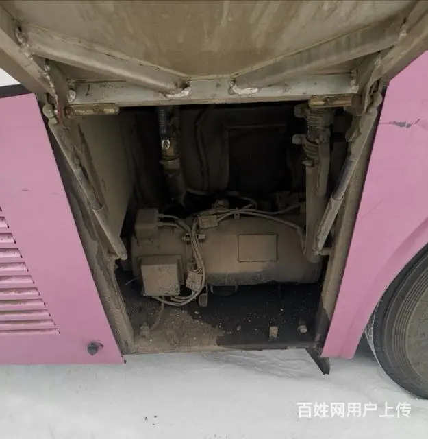 12年33座金龙6802Y2 - 图片 5