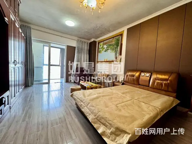 中骏世界城 法式复古单身公寓 定制橱柜 带音响的床品质生活 - 图片 7