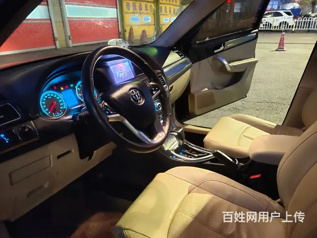 中华V5 2012款 1.5T 手自一体 两驱豪华版 - 图片 6