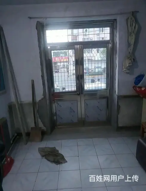 双学区门市房延安路5段兴华里21乙 商住两用1厅 简单装修 - 图片 2