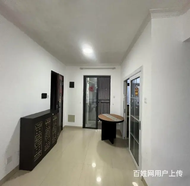 前山沃尔玛招 商花园城二期  3室2卫  精装修 90平 - 图片 1