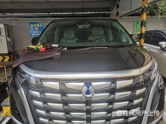 都江堰高手修复挡风玻璃  高品质高质量 - 图片 1