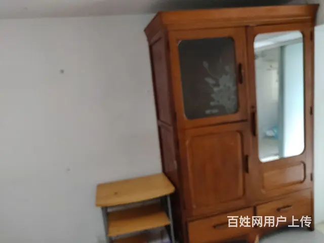 市内小商品对面房屋出租 - 图片 2