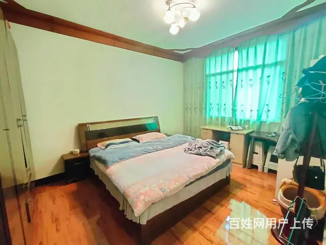 急售洪南路精装修三室两厅一卫低楼层采光好房间宽大停车方便有证 - 图片 3