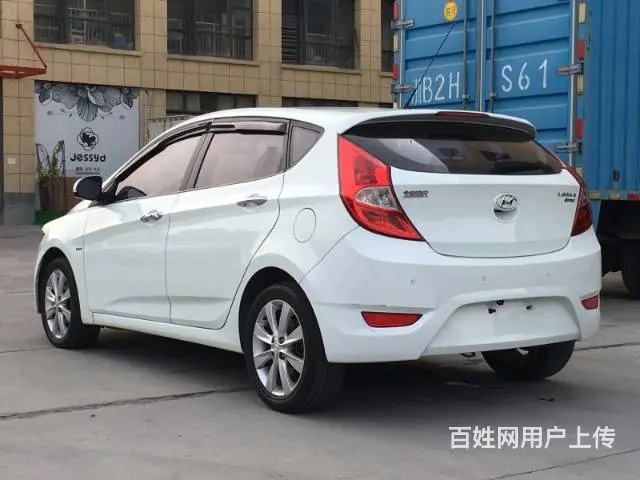 现代 瑞奕 2014款 1.4 自动 TOP 顶级 - 图片 4