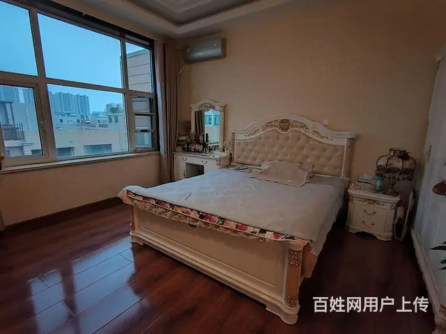 联排别墅 豪装5室3厅4卫2书房 160平院 有露台证过二 - 图片 11