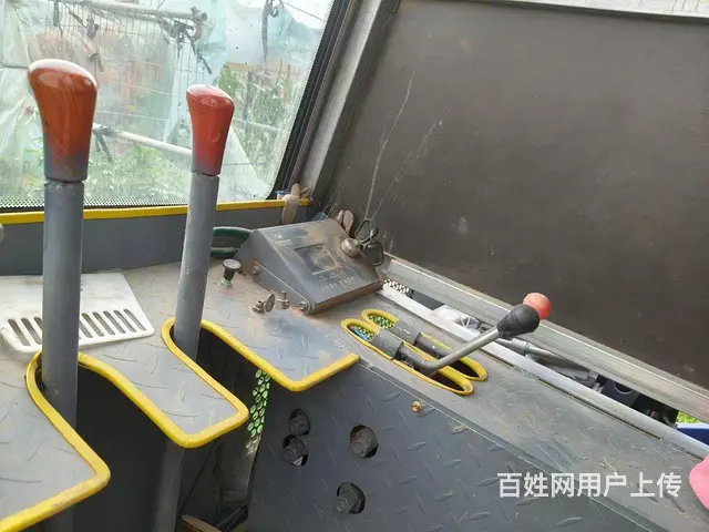 履带撒粪车 - 图片 10