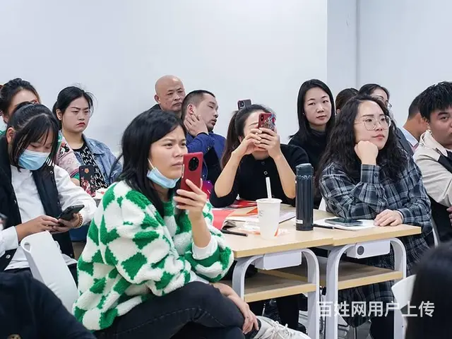 苏州直播间怎么选品带货？运营学些什么内容 - 图片