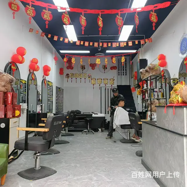 （51旺铺推荐）美兰区青年路90平双门头旺铺转让 - 图片 1