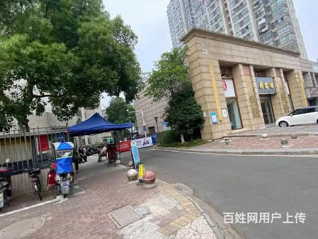 天宁区北郊旁 青山小区大门口独立商业 一拖二大开间 可做 - 图片 4