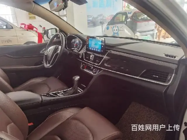 宝骏560 旗舰版 七座 - 图片 6
