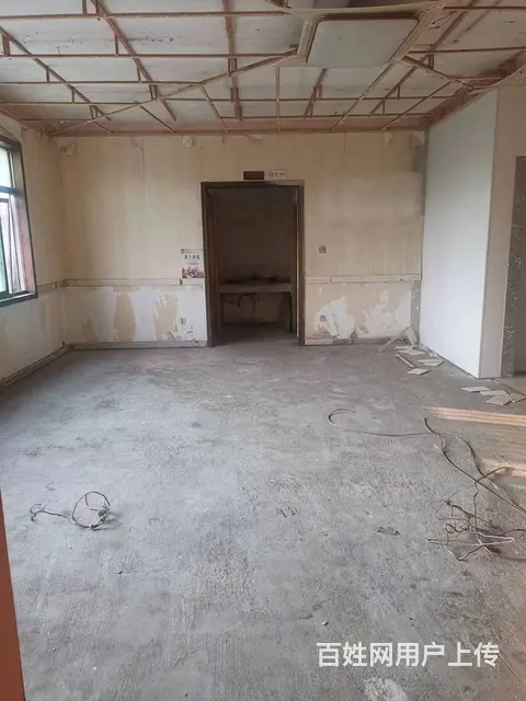 二、三楼，可分租 无行业限制 位置优越  随时看店 - 图片 5