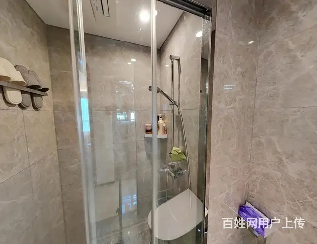 近拱北澳门 环宇城 1室1厅 干净卫生，精装，全齐 - 图片 1
