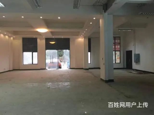 1万多人成熟小区唯一出入口公交站旁240平方临街旺铺出租 - 图片 4