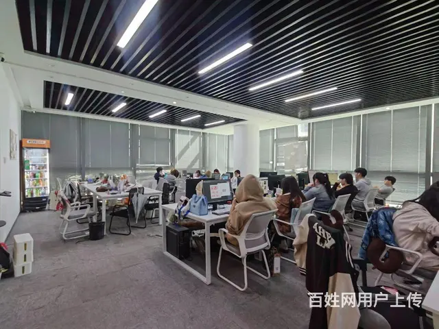 下沙CBD，电梯直通地铁口五角天街隔壁豪华装修330方带家具 - 图片 3