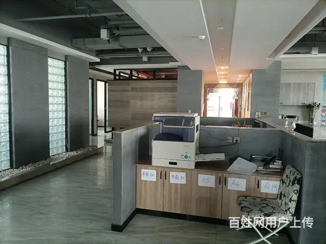 独立办公位出租 - 图片 1