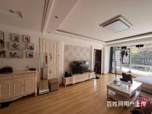 马德里皇家花园一楼带院不把山三室两卫看房方便 - 图片 2