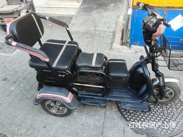 休三轮车，一切原装新电瓶 - 图片 1