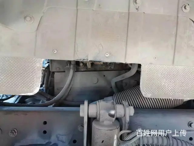 18年560马力东风天龙牵引车国五排放，带一年强制 - 图片 9