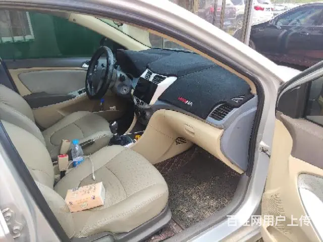 现代 瑞纳 2010款 瑞纳-三厢 1.4 手动 GLS 豪 - 图片 6
