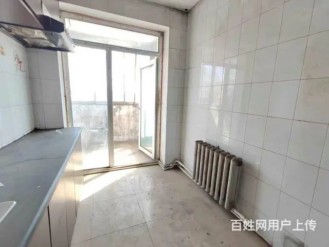 二十四中西门前教育楼四楼出卖 - 图片 4