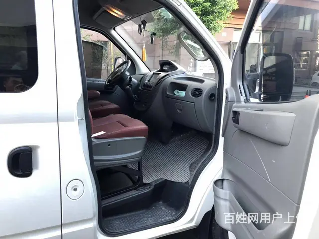 上汽大通V80长轴6座国四排放支持分期付款包过户 - 图片 6