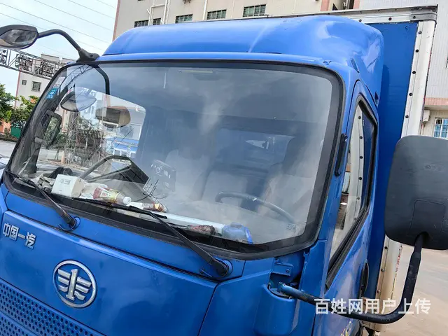 解放 厢式货车 - 图片 1