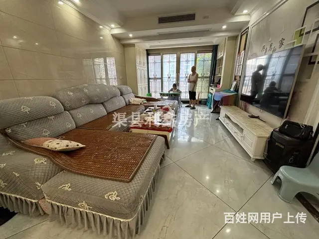英伦城邦超好的地段，住家舒适 - 图片 10