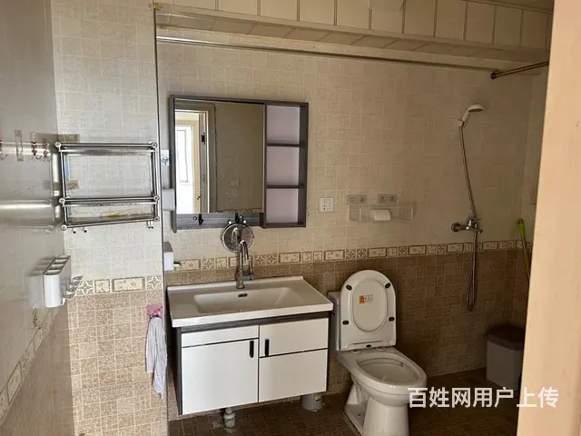 文星家苑2室1厅一卫整体出租，年租15000，榻榻米，干净 - 图片 10