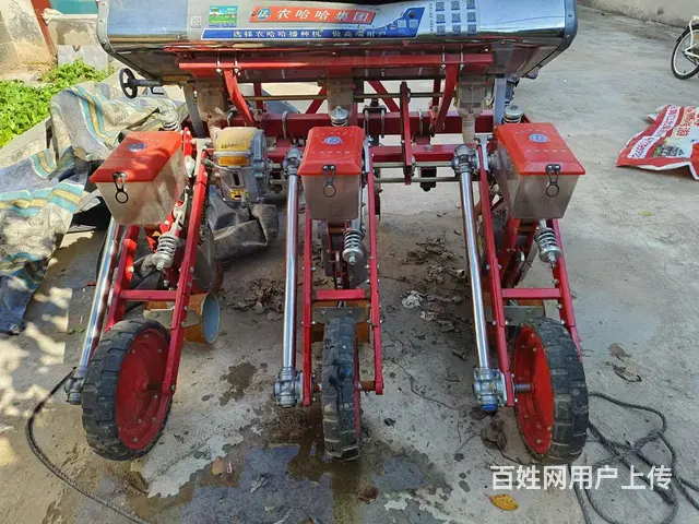 只用一年农哈哈玉米播种机 - 图片 3