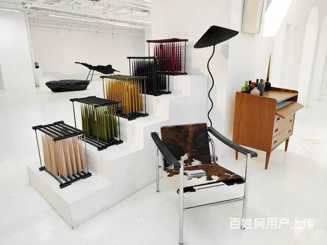 省体育馆旁！商业可打店招！整层大开间！摄影展厅艺术风格！ - 图片 4
