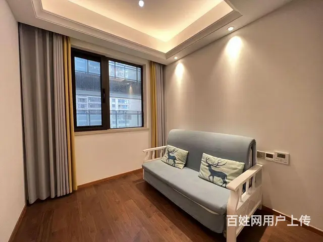 杨春湖地铁口 大落地窗~采光巨好~可居家 武汉站旁 - 图片 7