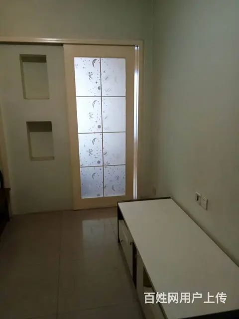 龙五小区 普通住宅1厅  长租优惠 - 图片 4