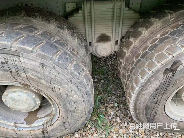 出售18年德龙6.8米自卸车 前四后八 375马力 - 图片 4