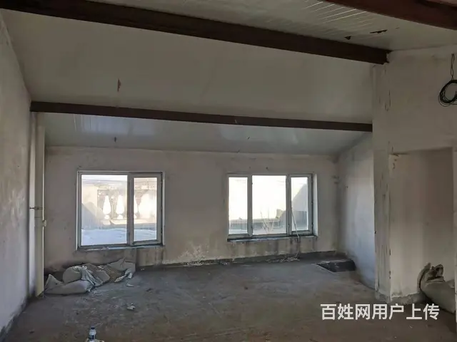 新华镇城建住宅楼六带七复试 135平房本面积70平 毛坯房 - 图片 1