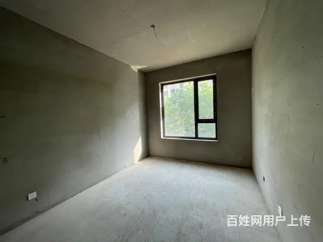 独家委托 中央公园电梯洋房2楼 101平 三室两厅一卫 南北 - 图片 1