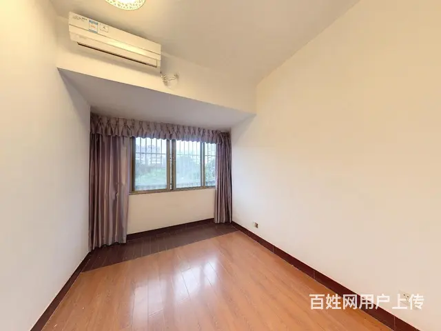 新香洲梅华，鸿泰八零电梯3房带平台200平，急售 - 图片 4